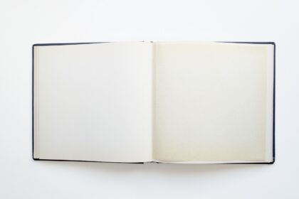 Vết sẹo cũ ngăn kết nối: Vì sao bạn vẫn cô đơn giữa đám đông dù đã cố gắng?