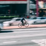 Kiệt sức cảm xúc: Vì sao bạn cô đơn giữa đám đông dù không làm gì nặng nhọc?